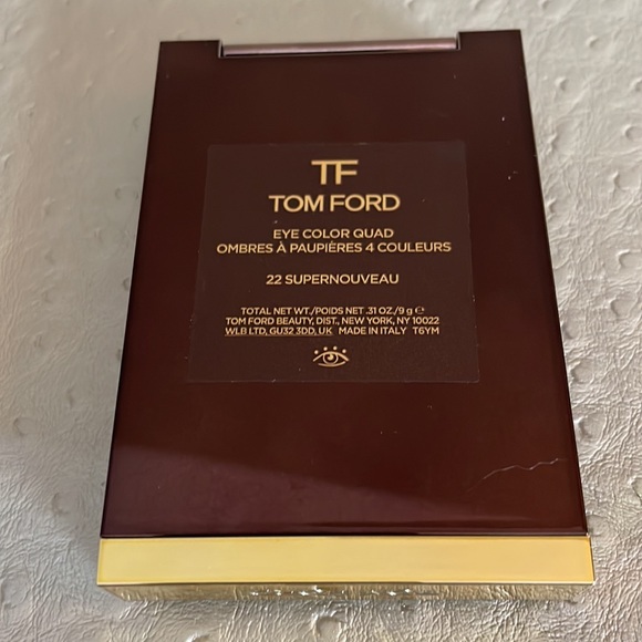 Tom Ford “Supernouveau” Eye Color Quad pallet. - Picture 2 of 3